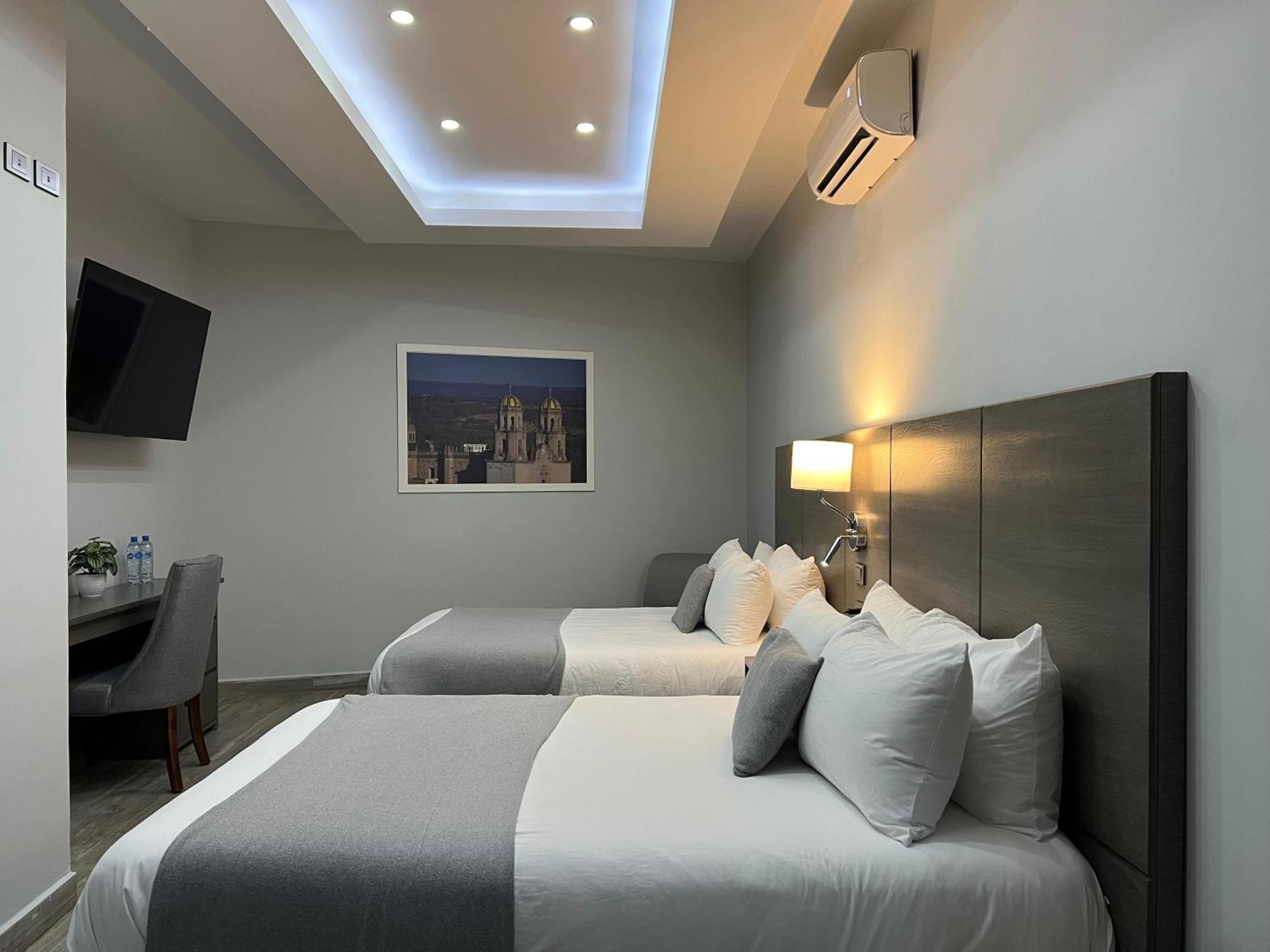 Hotel Gralta Jalostotitlan Экстерьер фото