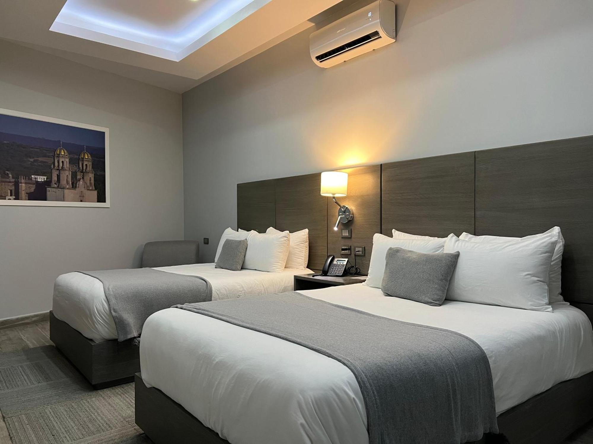 Hotel Gralta Jalostotitlan Экстерьер фото